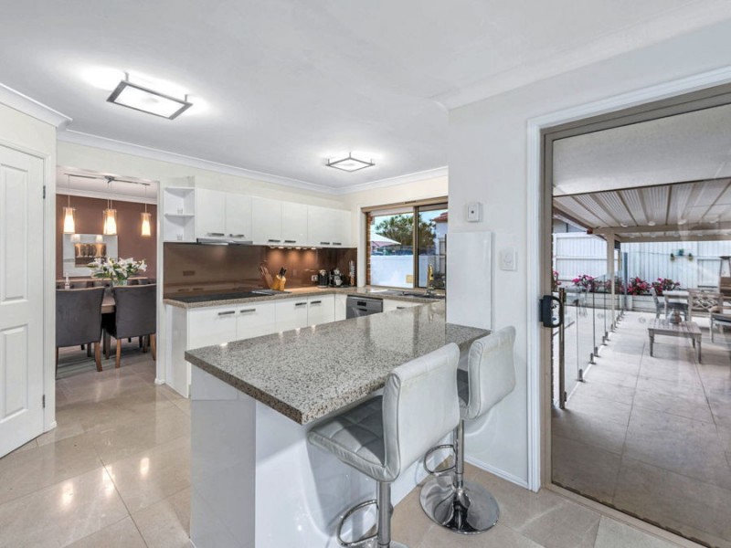 4 McCormack Place, Wakerley QLD 4154
