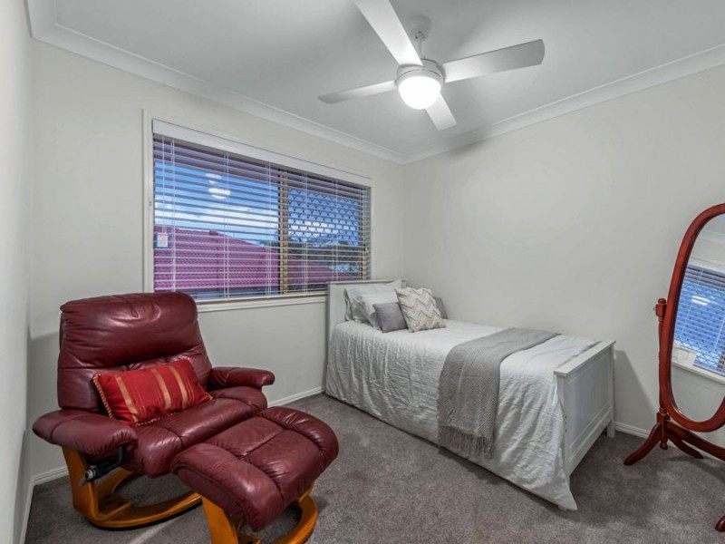 4 McCormack Place, Wakerley QLD 4154