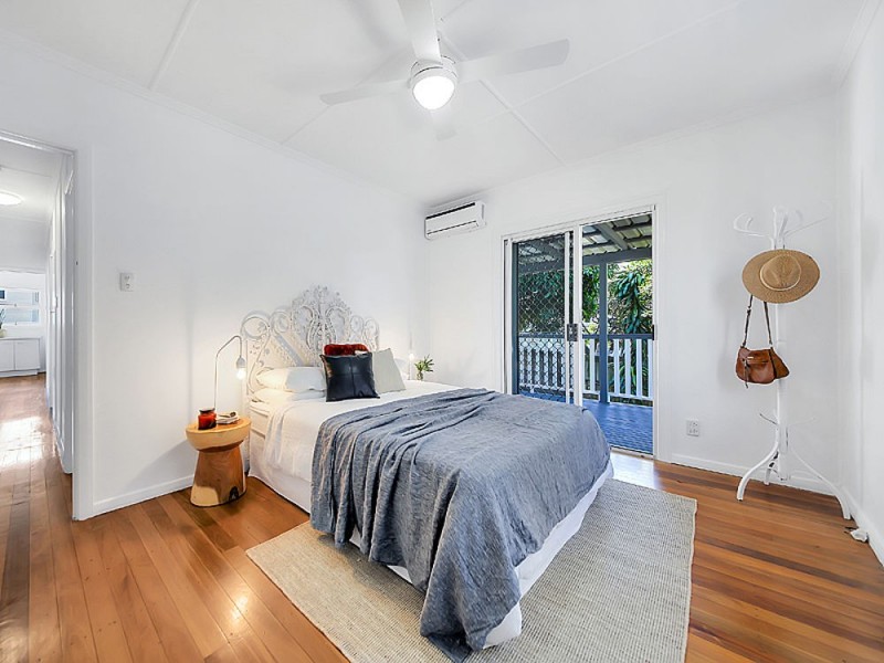 6 Greta Street, Manly West QLD 4179