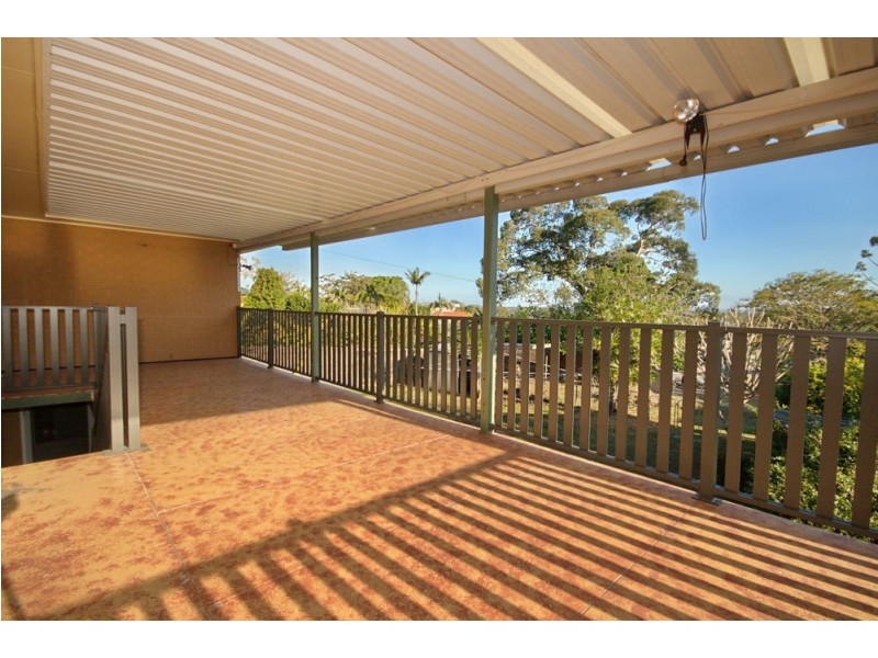 99 Ernest Street, Manly QLD 4179