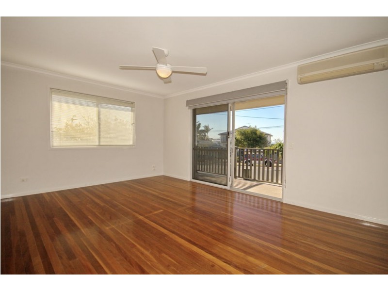 99 Ernest Street, Manly QLD 4179