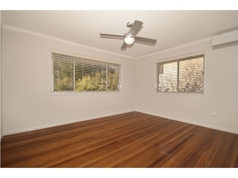 99 Ernest Street, Manly QLD 4179