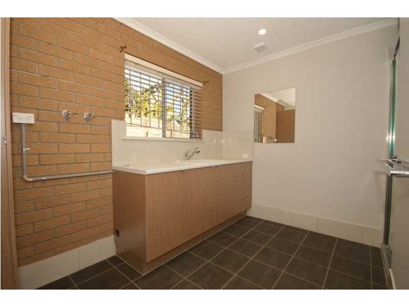 99 Ernest Street, Manly QLD 4179