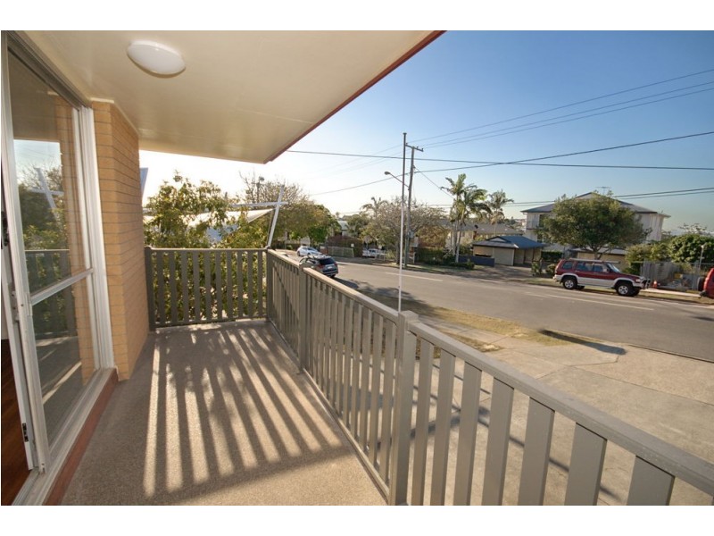 99 Ernest Street, Manly QLD 4179