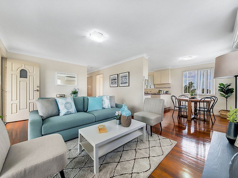 123 Malabar St, Wynnum West QLD 4178