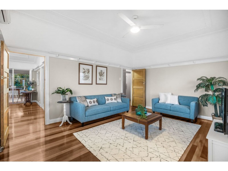 85 Sibley Road, Wynnum West QLD 4178