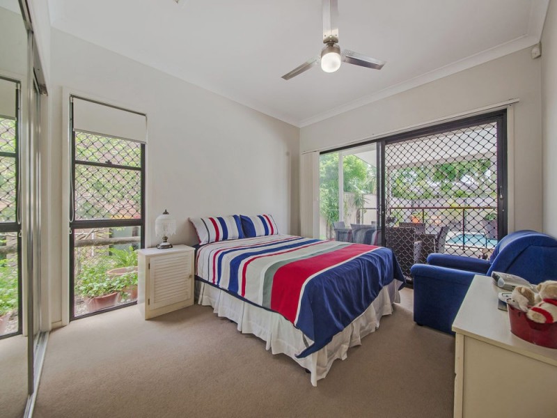 115 Raeburn St, Manly West QLD 4179