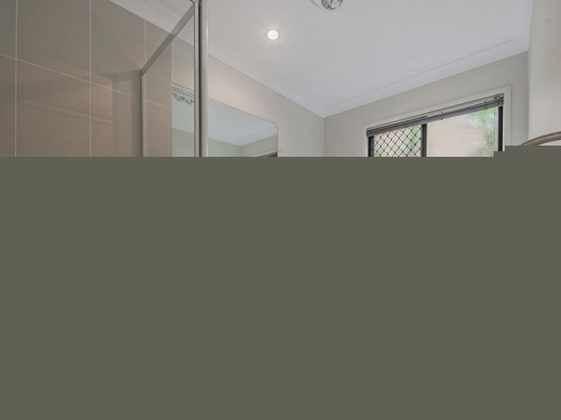 115 Raeburn St, Manly West QLD 4179
