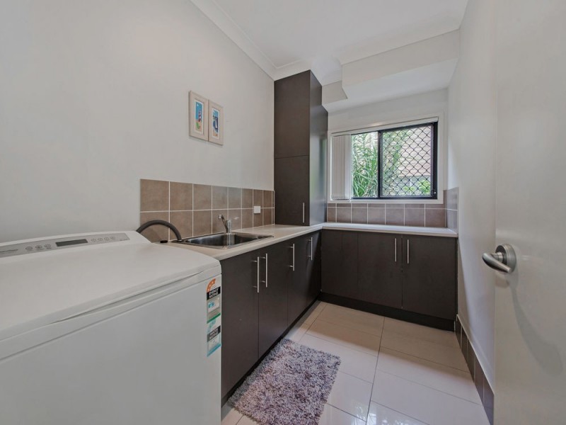 115 Raeburn St, Manly West QLD 4179