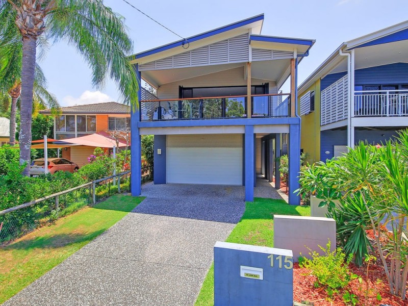 115 Raeburn St, Manly West QLD 4179