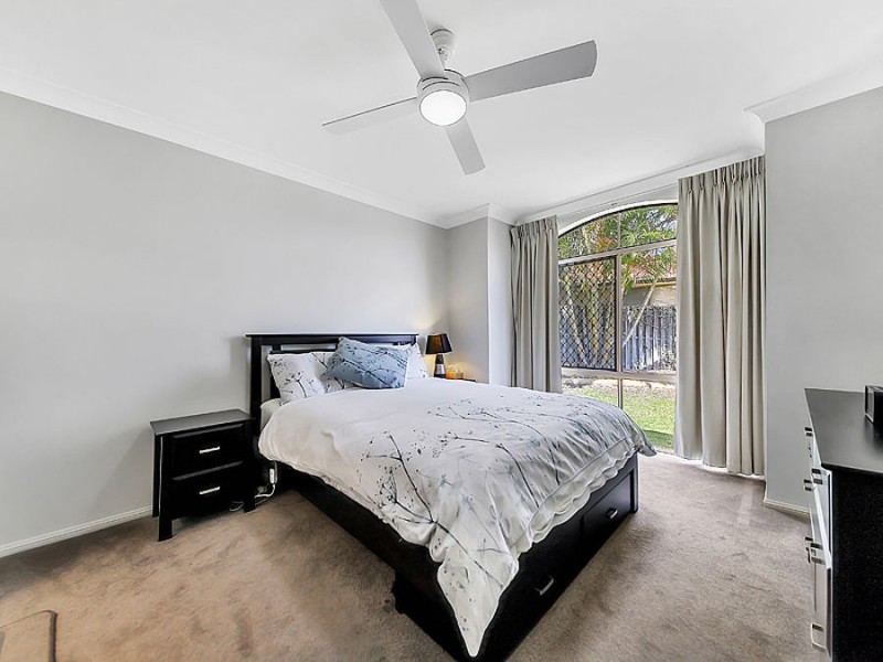 31 Ransom Place, Wakerley QLD 4154