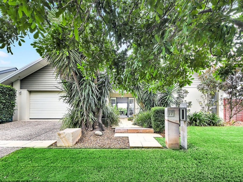 77 Mossvale Drive, Wakerley QLD 4154