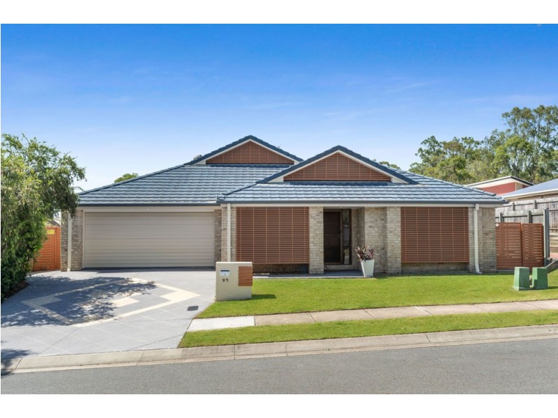 95 Gordon Crescent, Wakerley QLD 4154