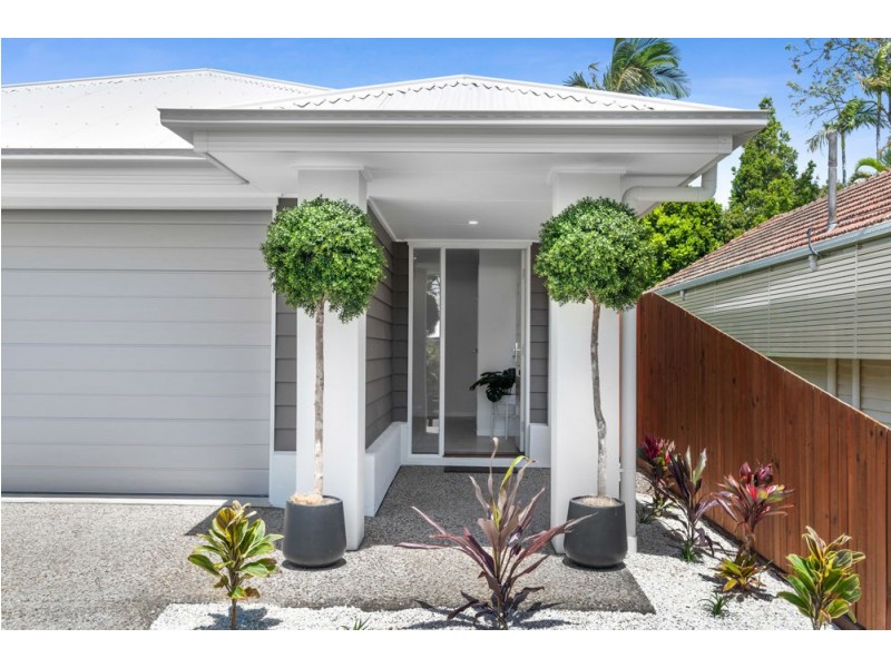 67 Hutton Avenue, Wynnum QLD 4178