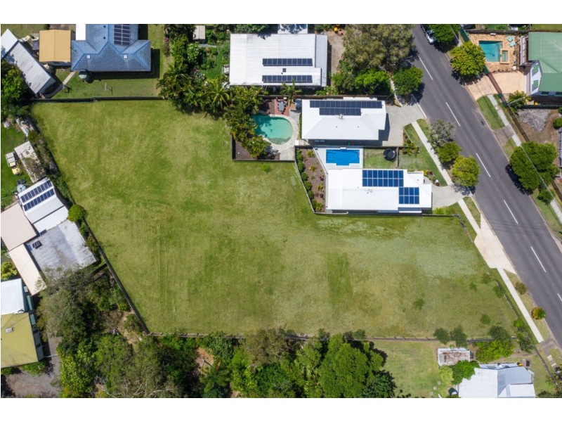 229 Whites Road, Lota QLD 4179