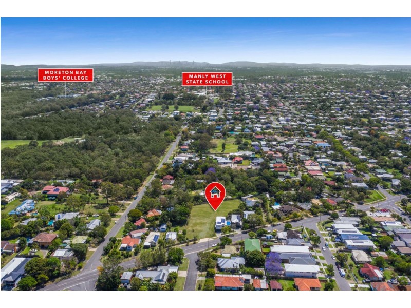 229 Whites Road, Lota QLD 4179