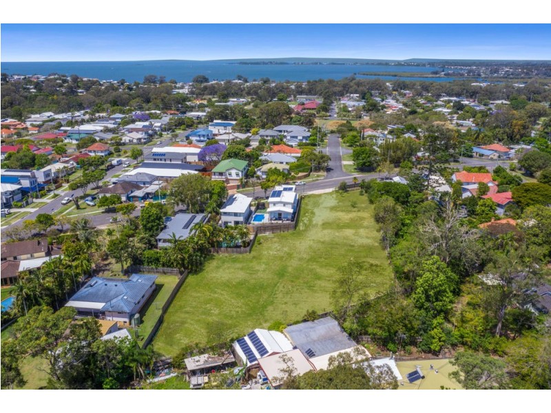 229 Whites Road, Lota QLD 4179