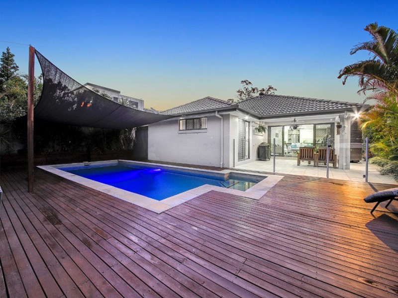 18 Saltburn Place, Wakerley QLD 4154