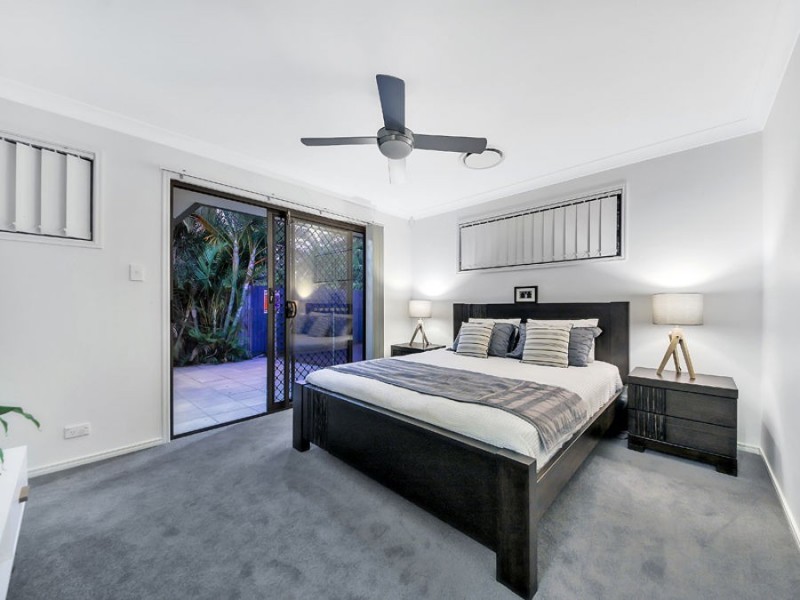 18 Saltburn Place, Wakerley QLD 4154