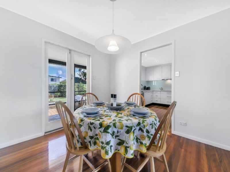 10 Tantani Street, Manly West QLD 4179