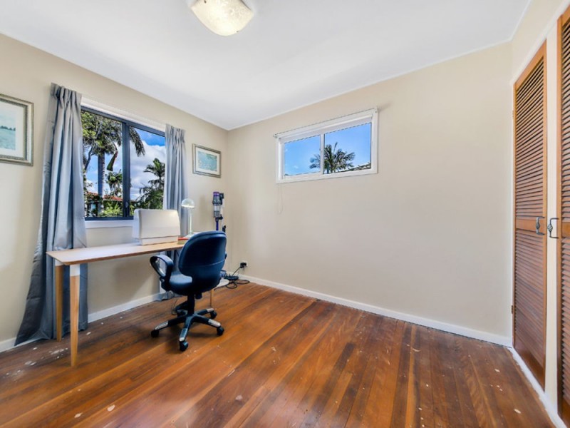 10 Tantani Street, Manly West QLD 4179