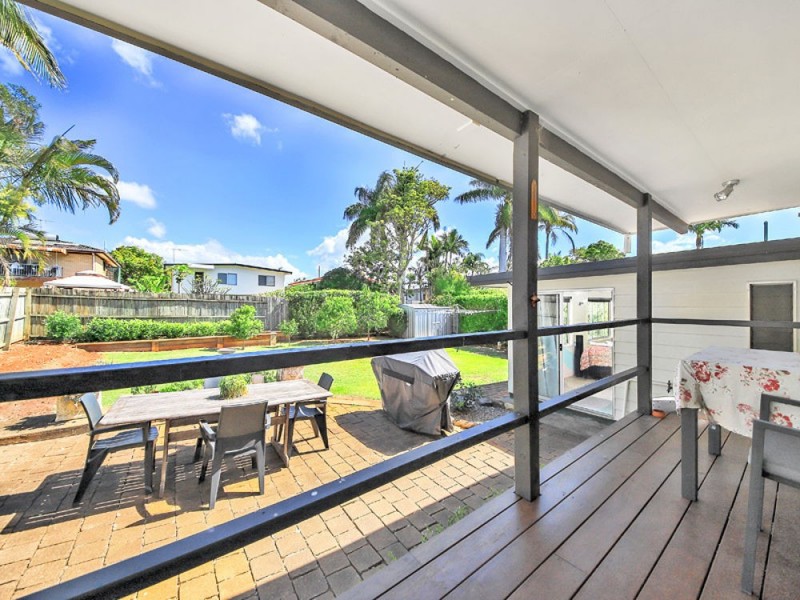 10 Tantani Street, Manly West QLD 4179