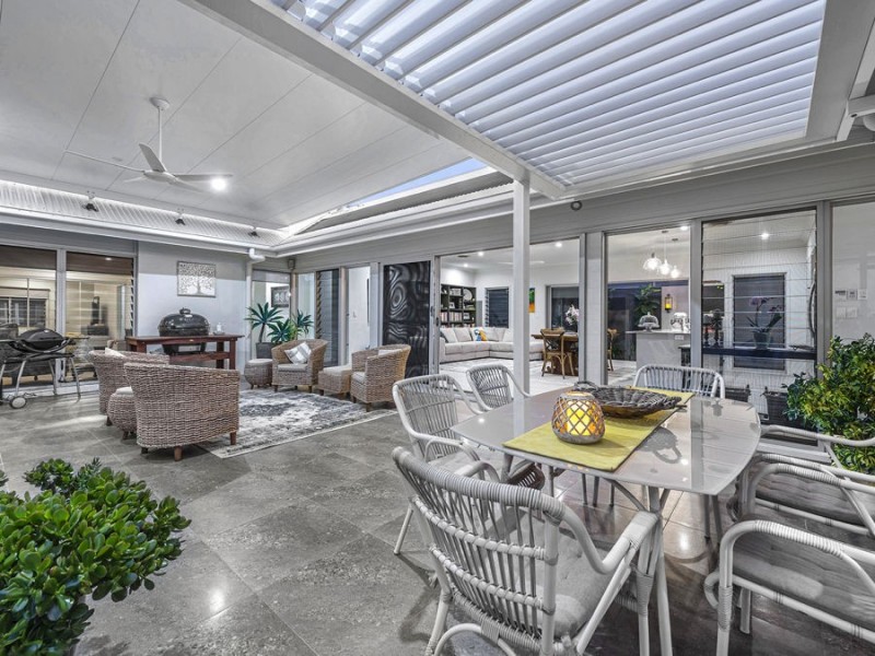 54 Mossvale Drive, Wakerley QLD 4154