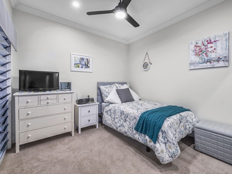 54 Mossvale Drive, Wakerley QLD 4154