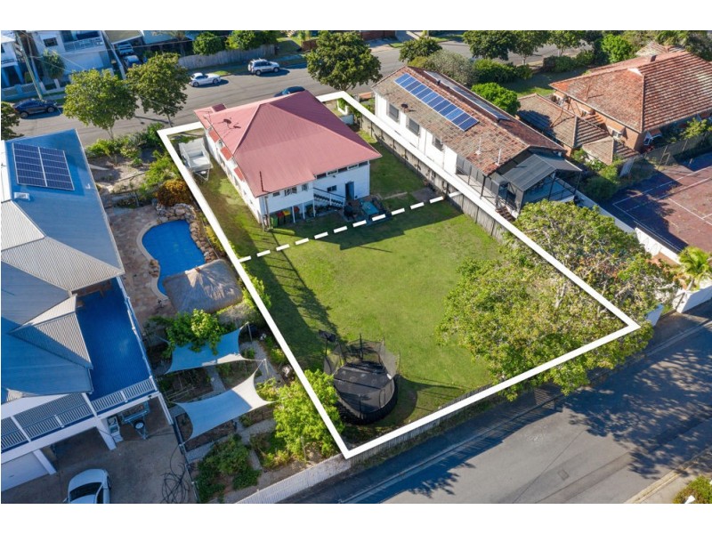86 Walnut Street, Wynnum QLD 4178