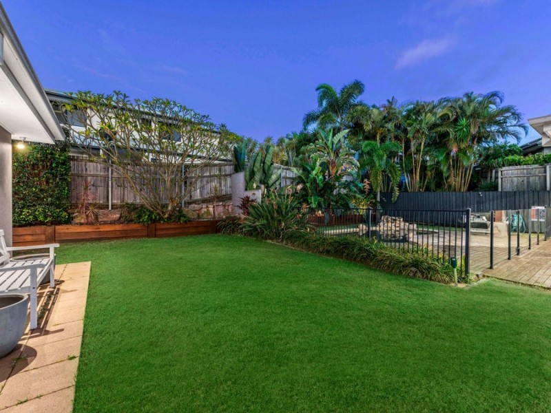 14 Darling Terrace, Wakerley QLD 4154