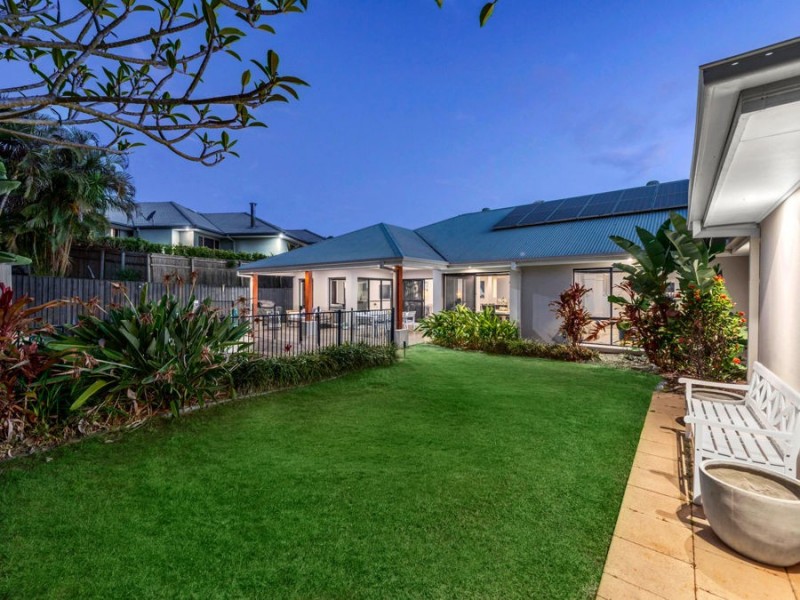 14 Darling Terrace, Wakerley QLD 4154