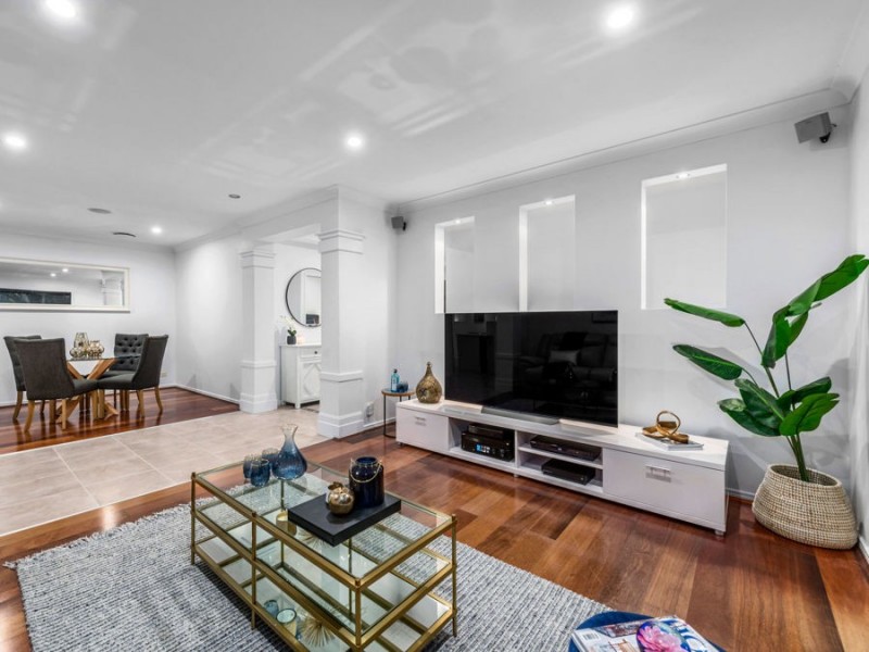 14 Darling Terrace, Wakerley QLD 4154