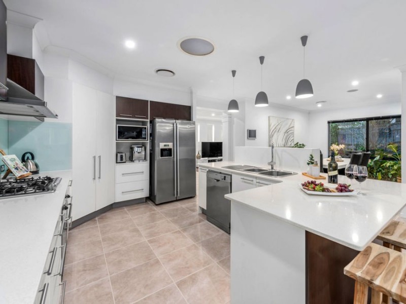 14 Darling Terrace, Wakerley QLD 4154