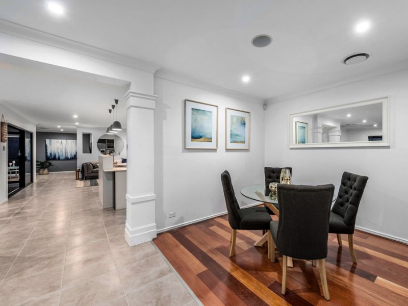 14 Darling Terrace, Wakerley QLD 4154