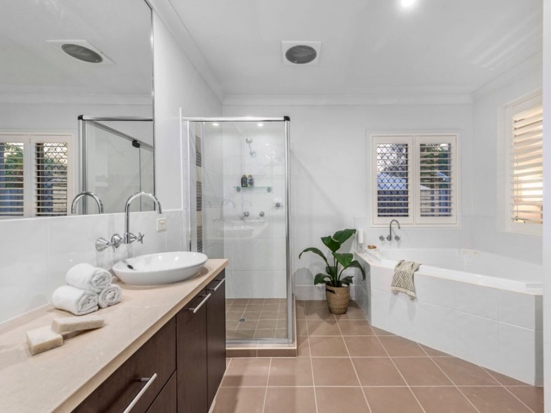 14 Darling Terrace, Wakerley QLD 4154