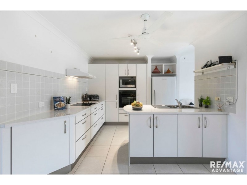 16/74 Plaza Street, Wynnum West QLD 4178