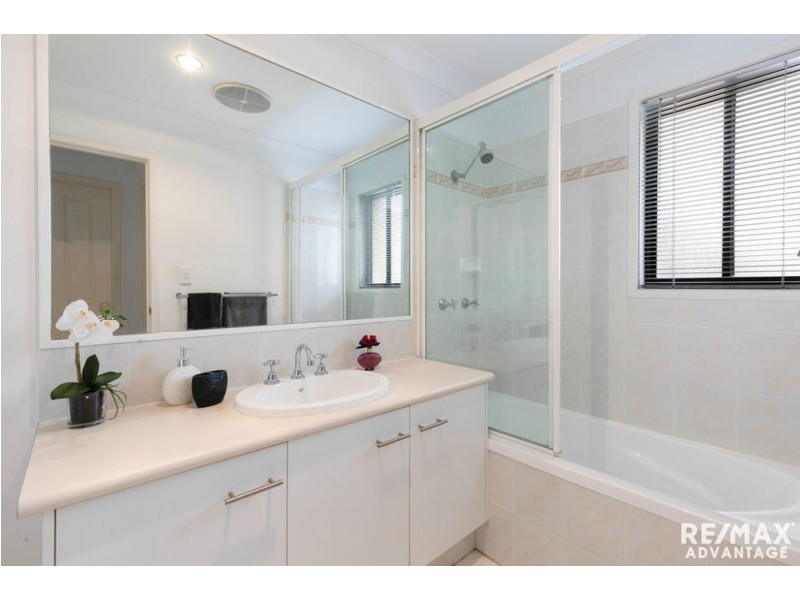 16/74 Plaza Street, Wynnum West QLD 4178