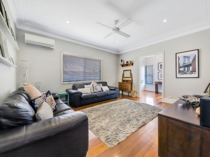 86 Uplands Tce, Wynnum QLD 4178