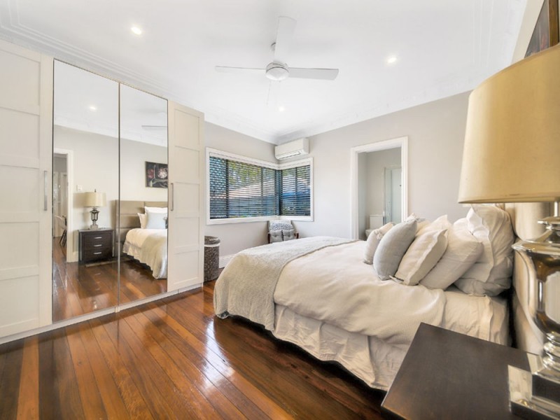 86 Uplands Tce, Wynnum QLD 4178