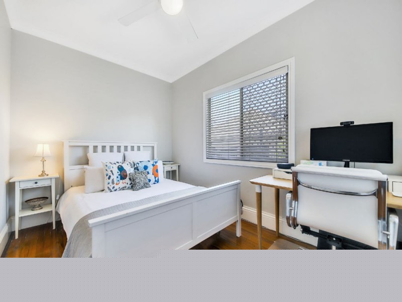 86 Uplands Tce, Wynnum QLD 4178