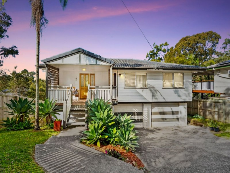 55 Buckland Road, Everton Hills QLD 4053