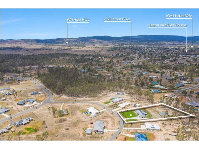7 Silverton Place, Kensington Grove QLD 4341