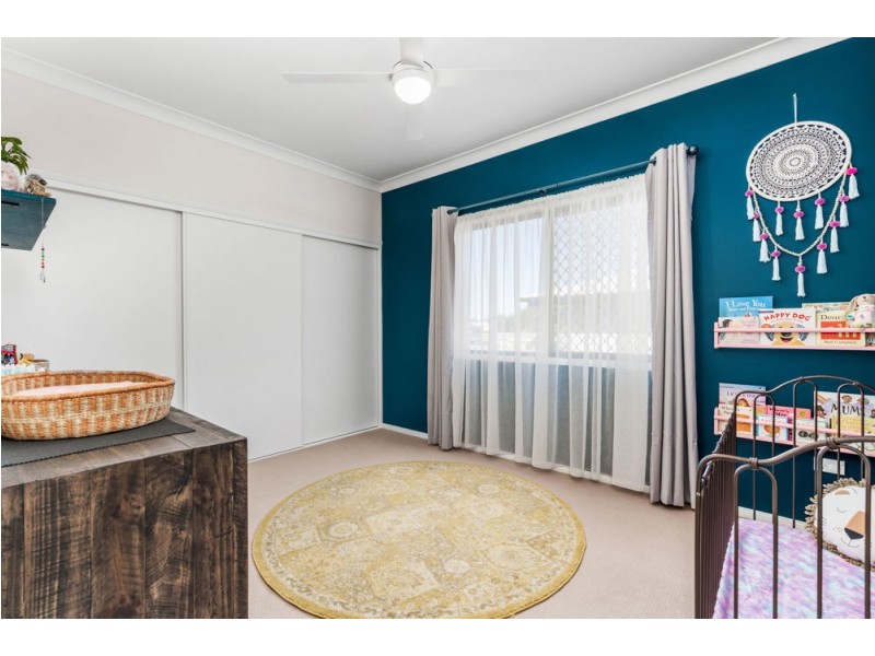 27 Davidson Street, Wynnum QLD 4178