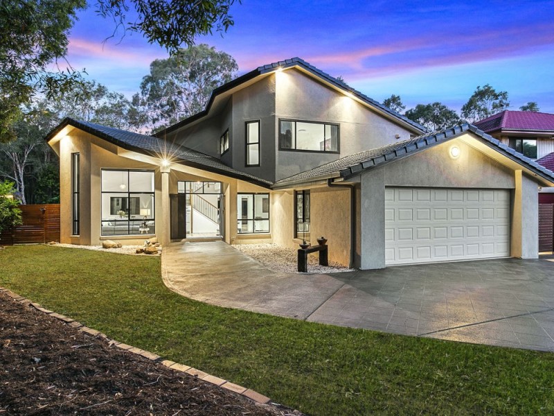 19 Scribbly Close, Lota QLD 4179