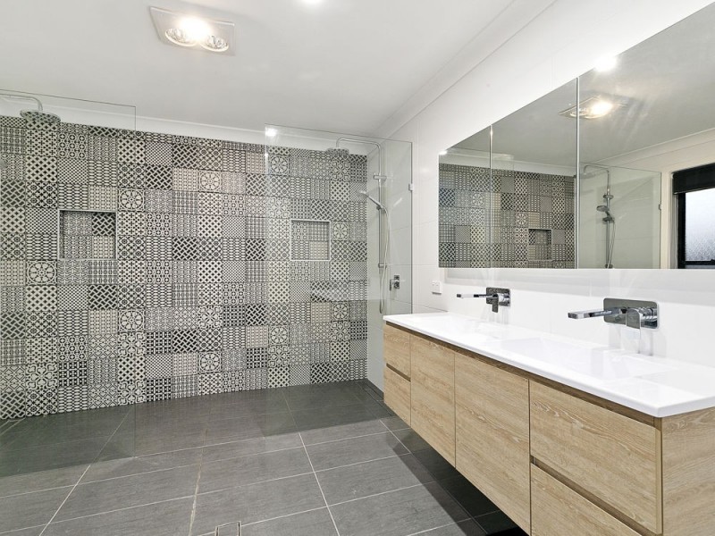 19 Scribbly Close, Lota QLD 4179