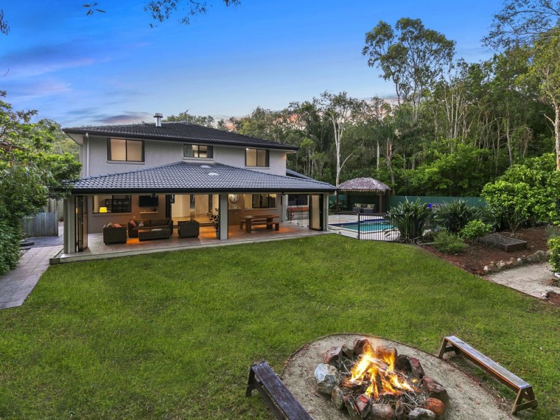 19 Scribbly Close, Lota QLD 4179