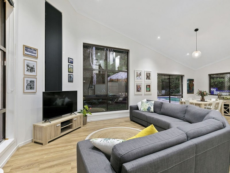 19 Scribbly Close, Lota QLD 4179