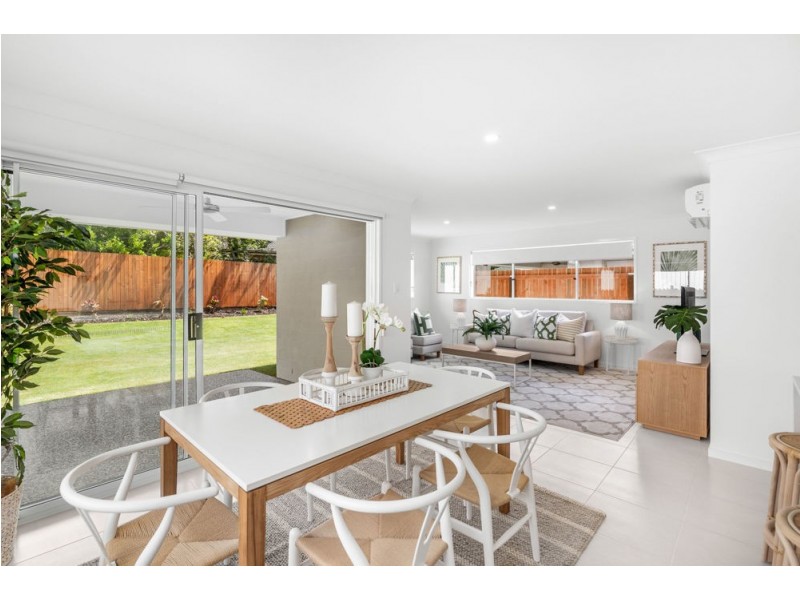 69 Hutton Aveue, Wynnum QLD 4178