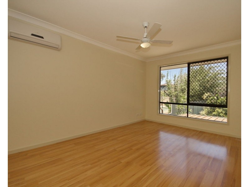 18 McCurley Street, Wynnum West QLD 4178