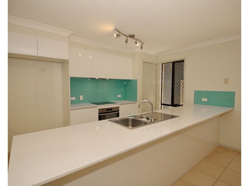 18 McCurley Street, Wynnum West QLD 4178